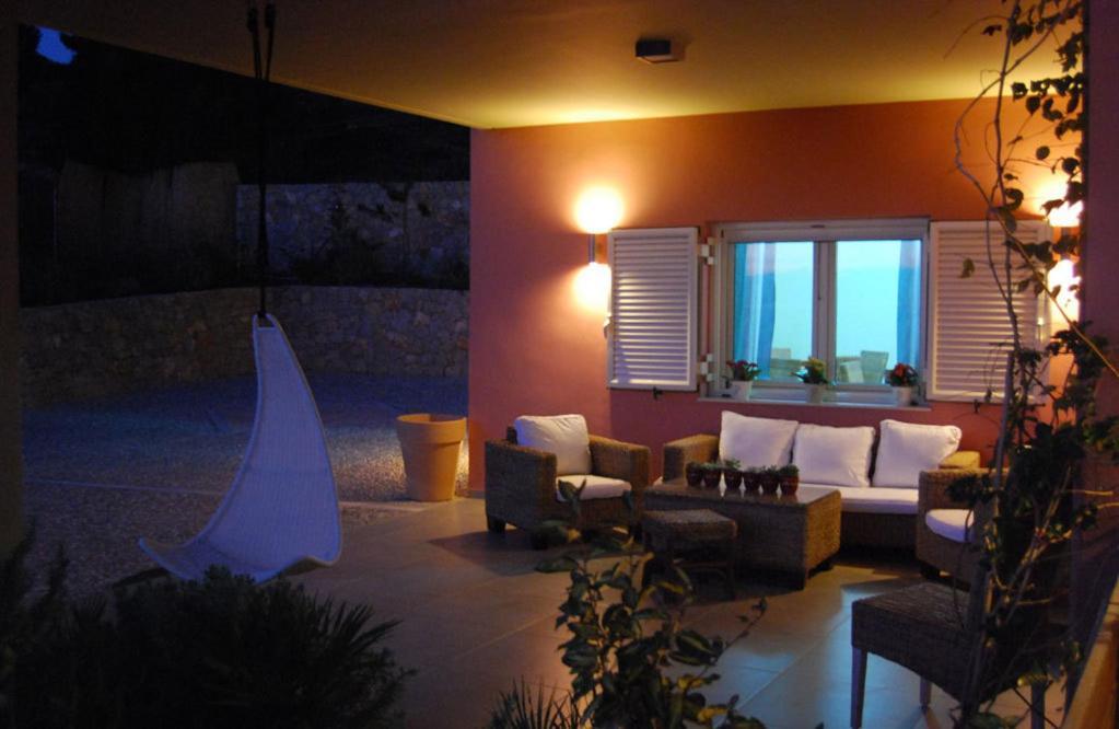 Astrolabe Hotel Khrónia Esterno foto